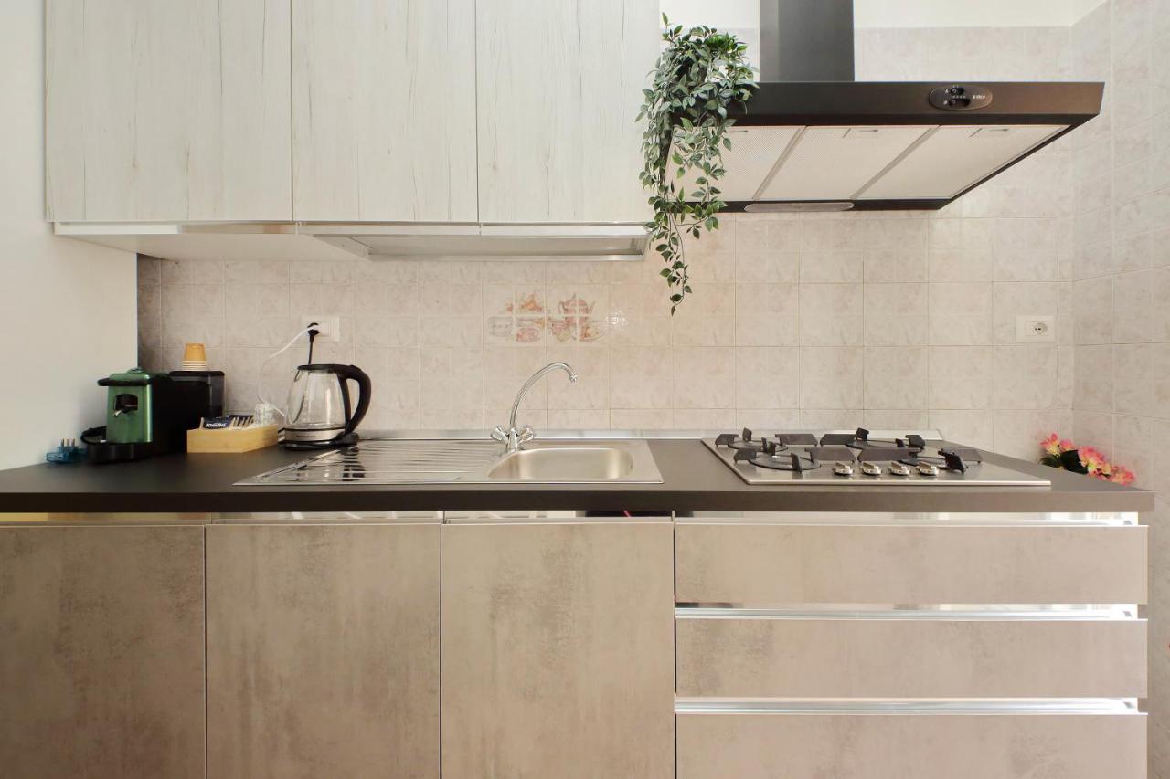 Modern Large In Apartamento Roma